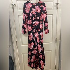 Pink Floral V-Neck Long Sleeve Sundress